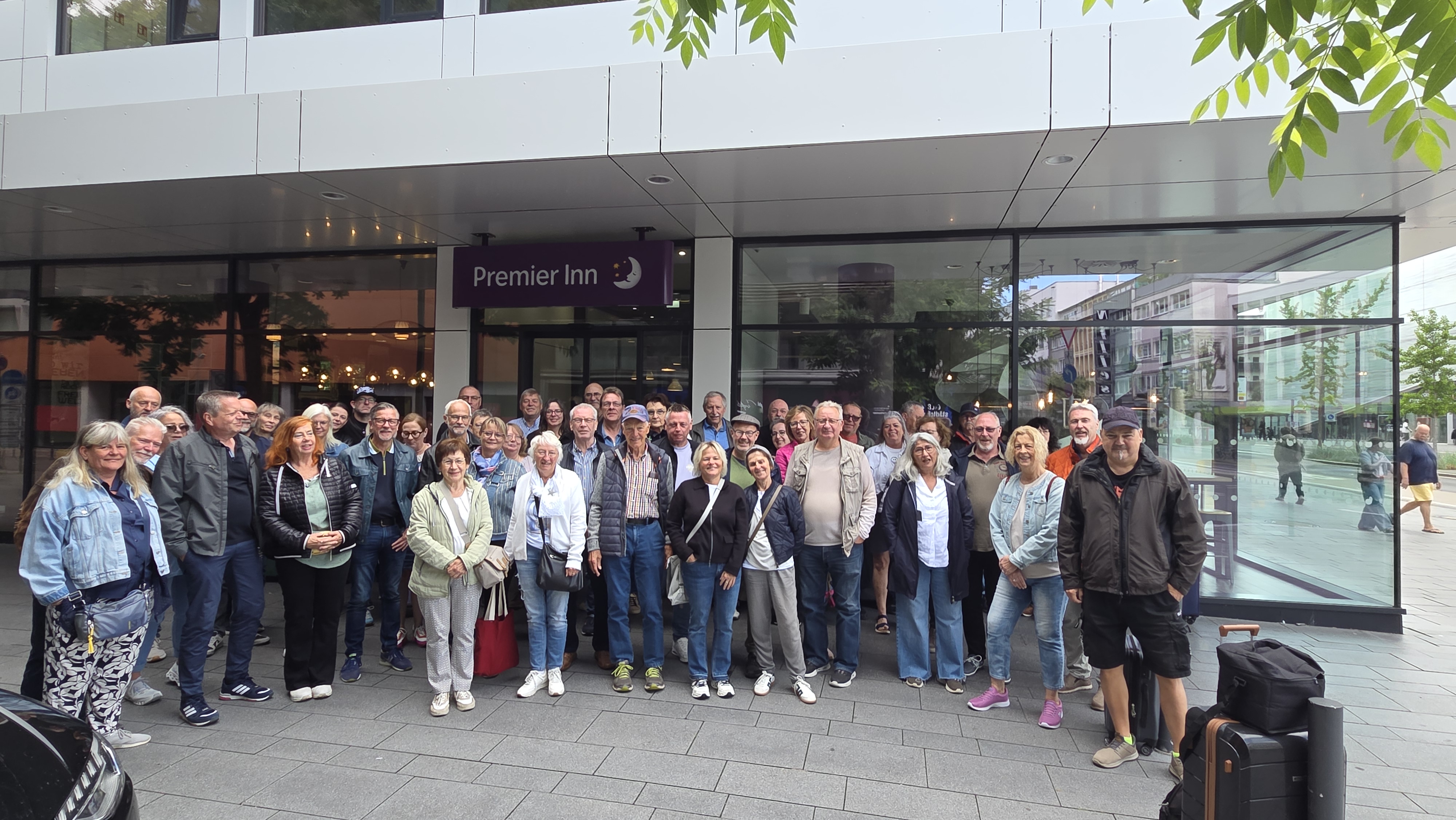 Mit 48 Personen haben wir die Partnerreise bestritten. Mit organisierten Restaurantbesuch, Schifffahrt und Gondelfahrt zur Festung über den Rhein